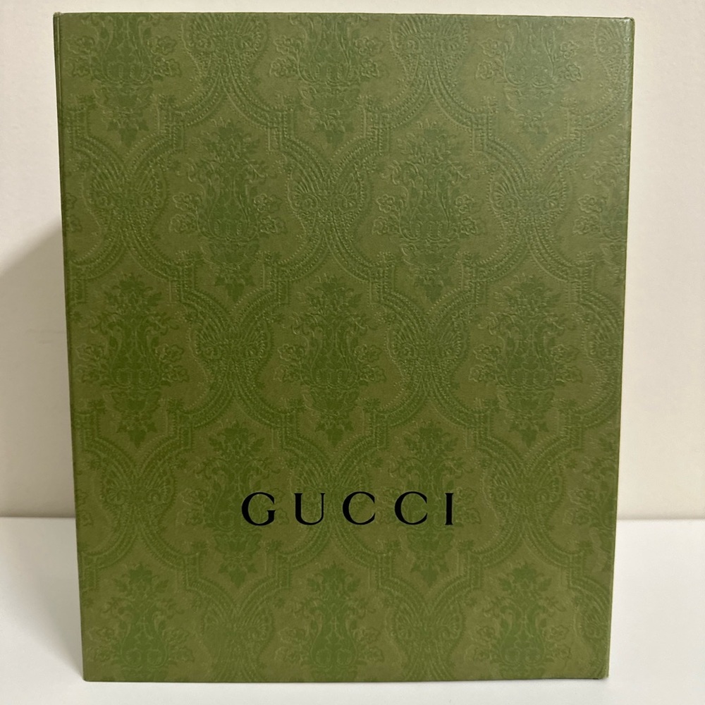 Gucci marmont black leather belt bag w/ signature gold logo emblem - Picture 13 of 15